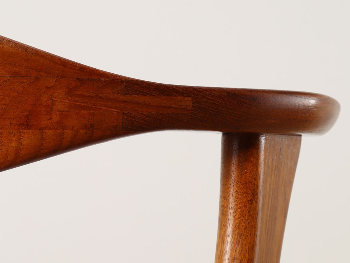 Lloyd's Antiques Real Antique
Erik Kirkegaard Armchair Model.48 / ロイズ・アンティークス デンマークアンティーク家具
エリック・キルケゴー アームチェア Model.48 （チェア・椅子 > ダイニングチェア） 11