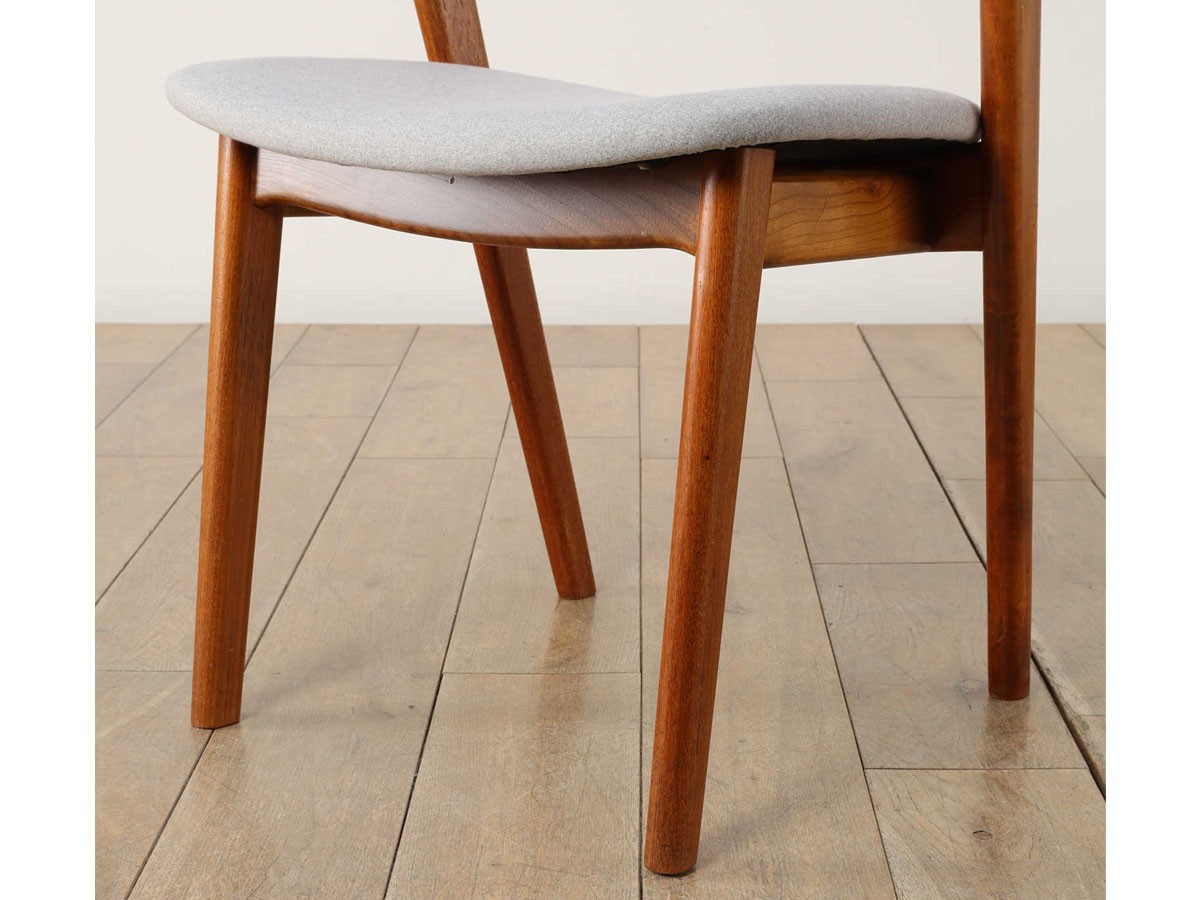 Lloyd's Antiques Real Antique
Erik Kirkegaard Armchair Model.48 / ロイズ・アンティークス デンマークアンティーク家具
エリック・キルケゴー アームチェア Model.48 （チェア・椅子 > ダイニングチェア） 13