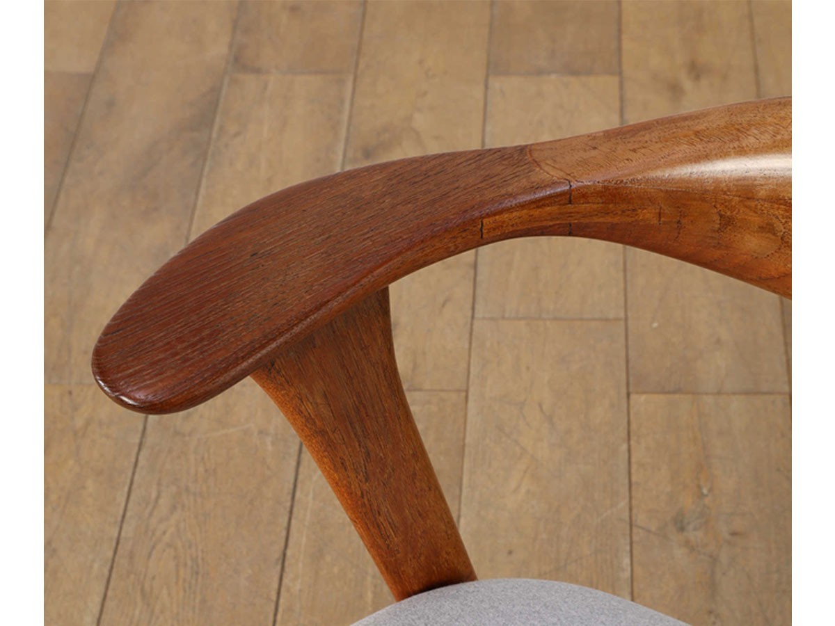 Lloyd's Antiques Real Antique
Erik Kirkegaard Armchair Model.48 / ロイズ・アンティークス デンマークアンティーク家具
エリック・キルケゴー アームチェア Model.48 （チェア・椅子 > ダイニングチェア） 7