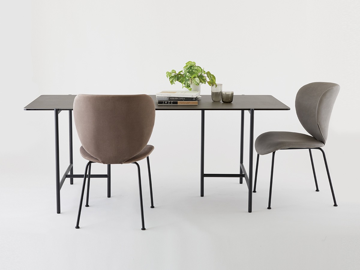 moda en casa PIPA table ceramic / モーダ・エン・カーサ ピパ テーブル（セラミック天板）