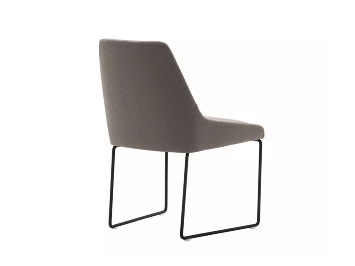 Andreu World Alya
Chair / アンドリュー・ワールド アリヤ SI1553
チェア スレッジベース （チェア・椅子 > ダイニングチェア） 6