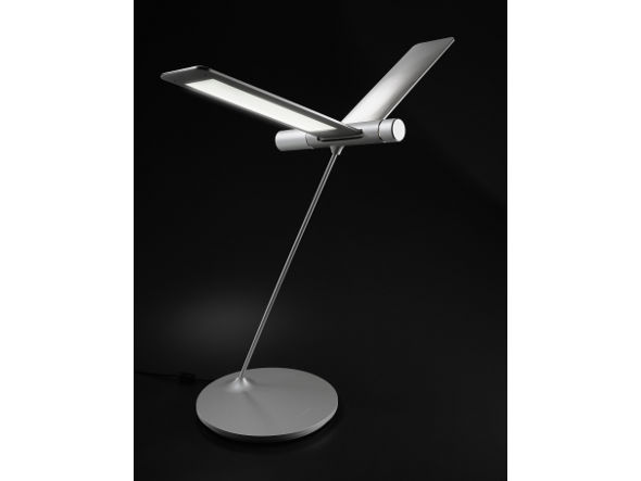 QisDesign Seagull / キスデザイン シーガル LEDデスクライト （ライト・照明 > デスクライト） 2