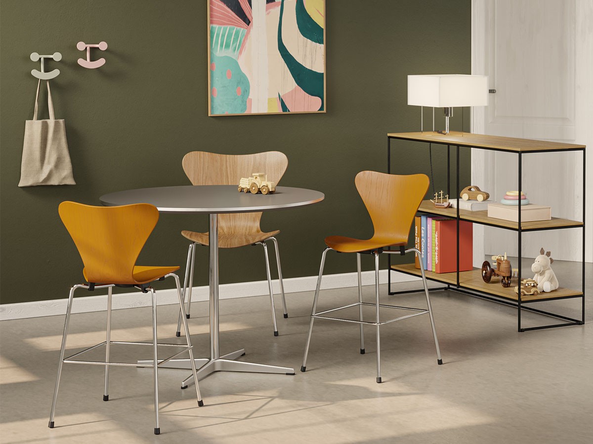 FRITZ HANSEN TABLE SERIES
CIRCULAR / フリッツ・ハンセン テーブルシリーズ
円形テーブル 4スターベース A622 / A623 （テーブル > カフェテーブル） 19