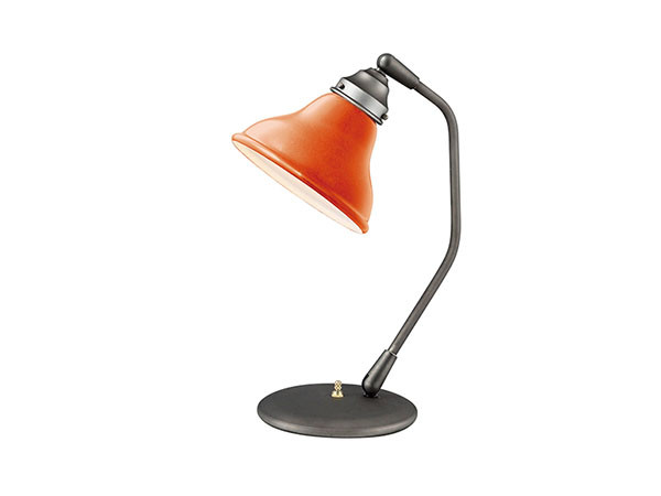 CUSTOM SERIES
Classic Desk Lamp × Mini Flare Enamel 1