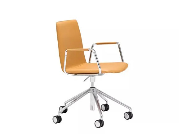 Andreu World Flex Corporate Armchair
Fully Upholstered Shell / アンドリュー・ワールド フレックス コーポレート SO1660
アームチェア キャスターベース アルミニウム製（フルパッド） （チェア・椅子 > オフィスチェア・デスクチェア） 15