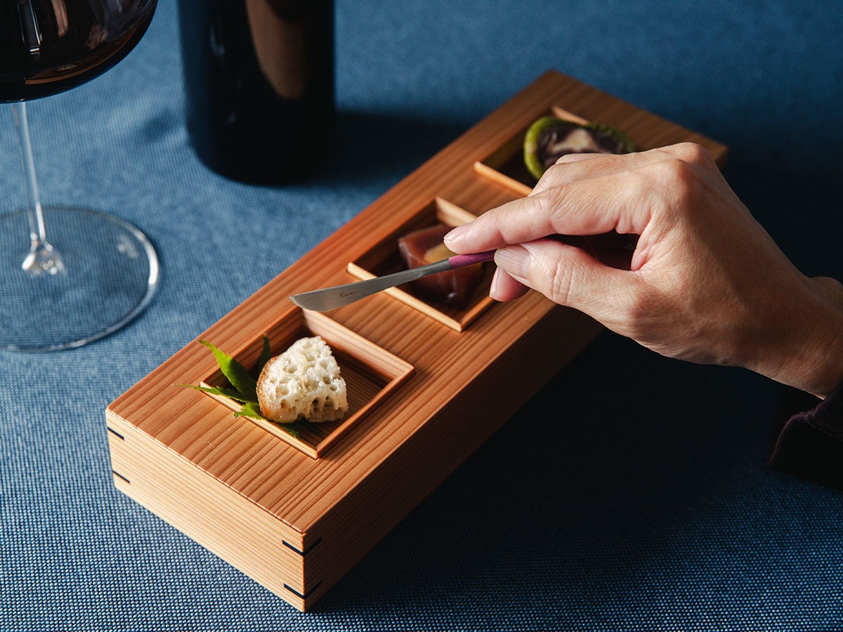 Cutipol WAGASHI Cutlery Set
AZUKI / クチポール 和菓子専用カトラリー 3本セット（小豆） （食器・テーブルウェア > カトラリー） 8