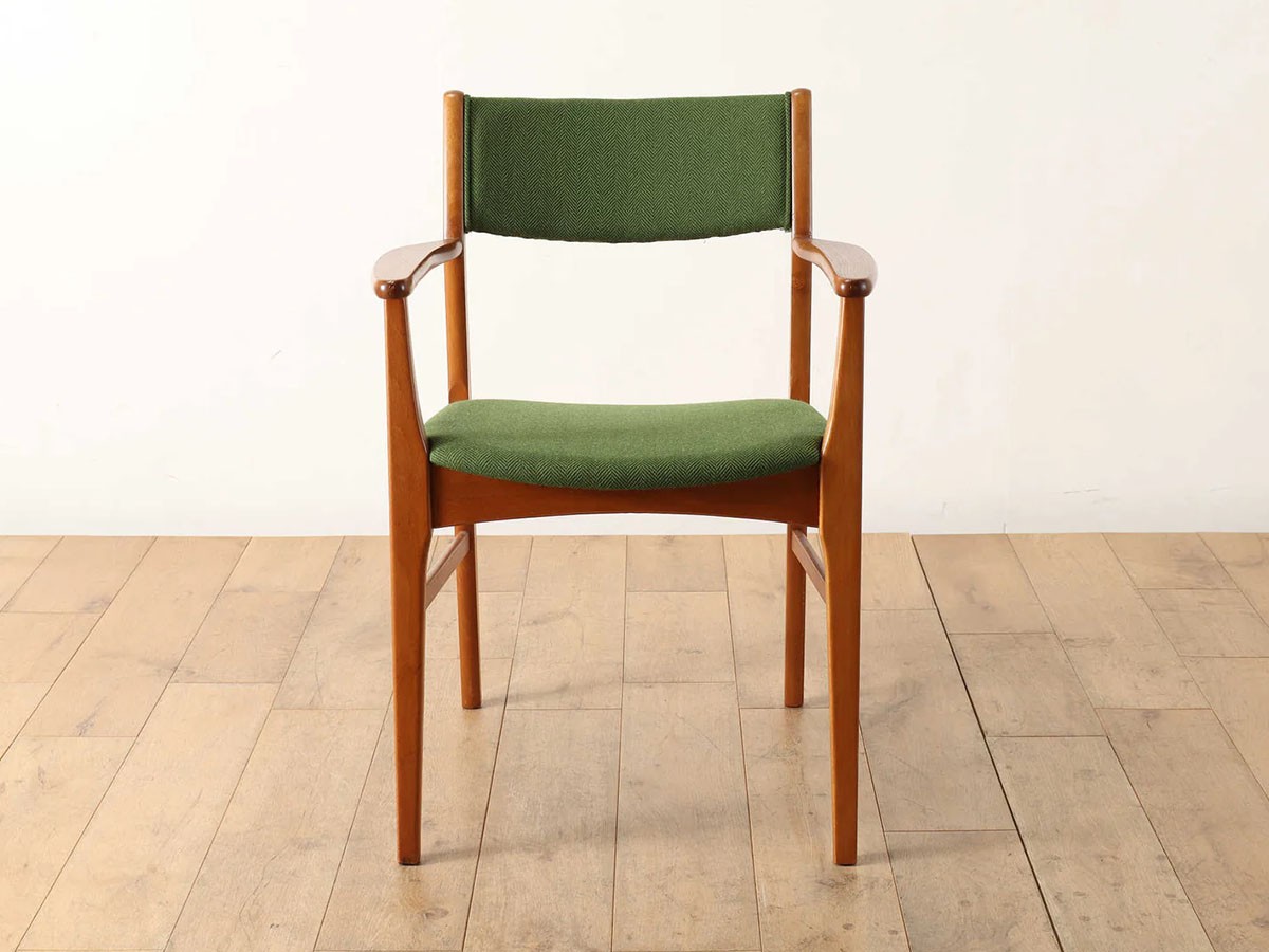 Lloyd's Antiques Real Antique 
Arm Chair / ロイズ・アンティークス デンマークアンティーク家具
アームチェア IQ008534 （チェア・椅子 > ダイニングチェア） 4
