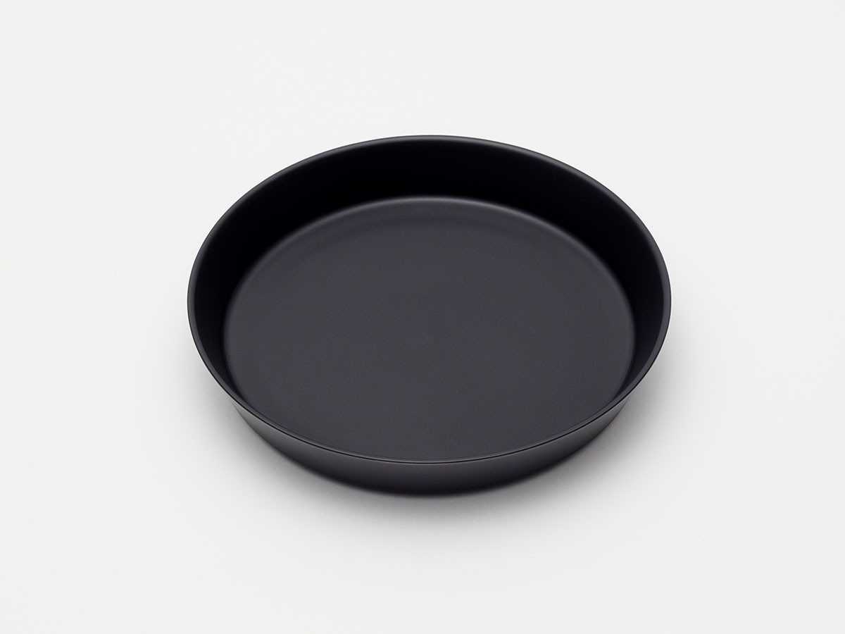 2016/ Ingegerd Raman
Plate 160 / ニーゼロイチロク インゲヤード・ローマン
プレート 直径16cm （食器・テーブルウェア > 皿・プレート） 2