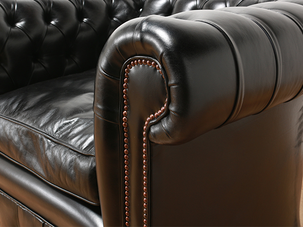 Reproduction Series
Chesterfield Chair 6