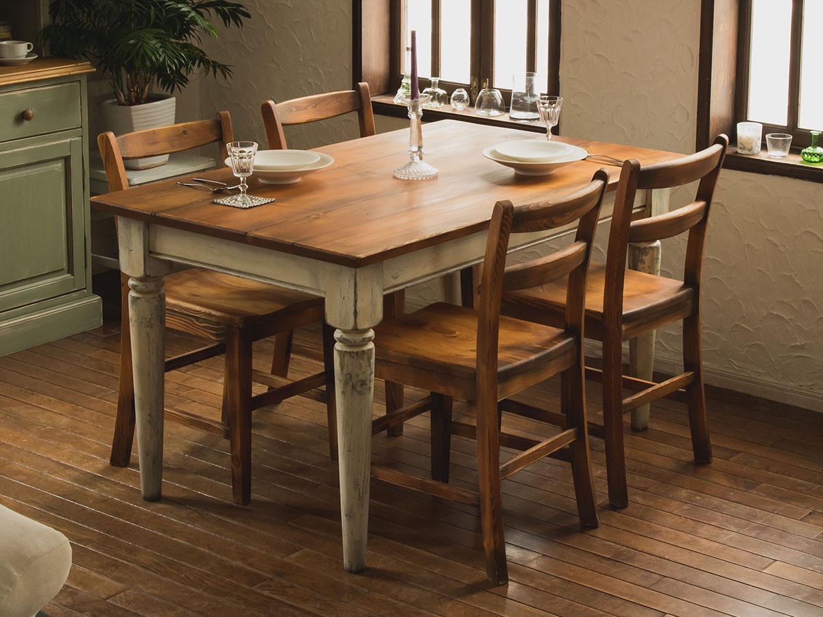 FLYMEe Blanc DINING TABLE