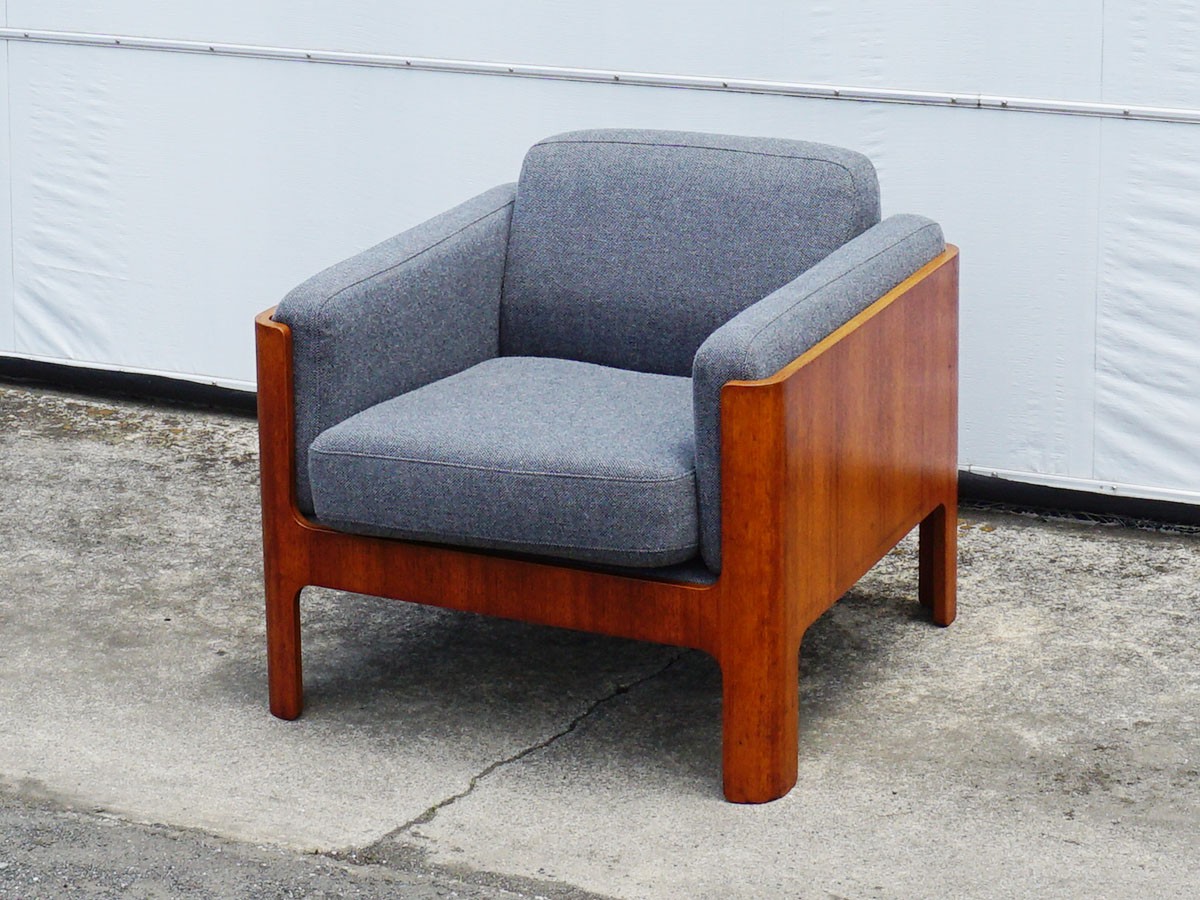 RE : Store Fixture UNITED ARROWS LTD. Haco Easy Chair A / リ ストア フィクスチャー ユナイテッドアローズ ハコ イージーチェア A （チェア・椅子 > ラウンジチェア） 4