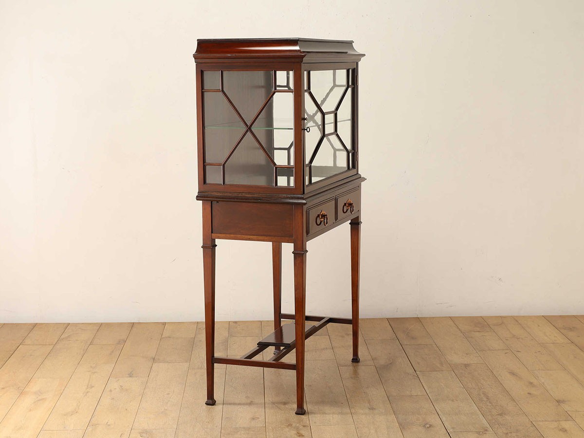 Lloyd's Antiques Real Antique 
Edwardian Display Cabinet / ロイズ・アンティークス 英国アンティーク家具
エドウォーディアン ディスプレイ キャビネット QJ001093 （収納家具 > キャビネット） 3