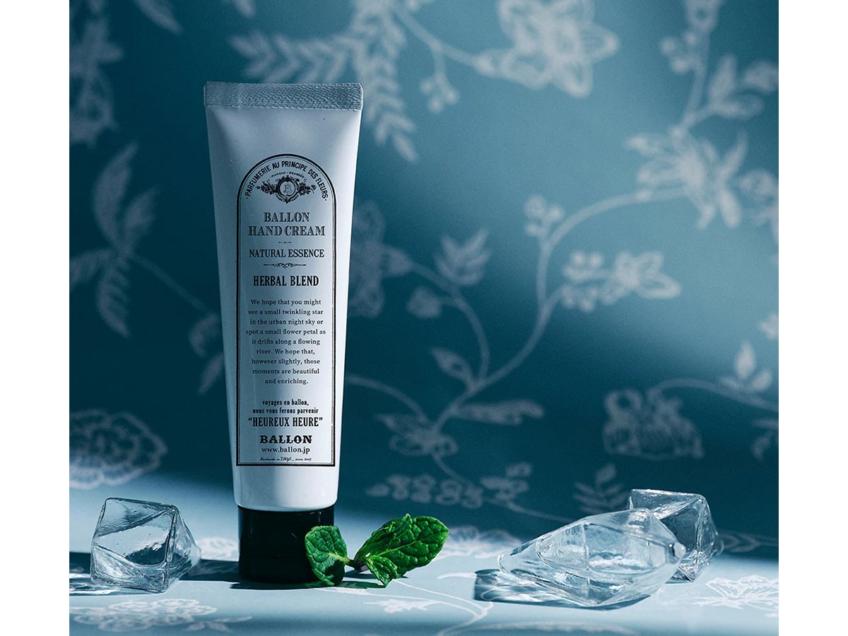 BALLON HAND CREAM
HERBAL BLEND / バロン ハンド用美容液クリーム
ハーバルブレンド （インテリア雑貨 > ボディケア） 2