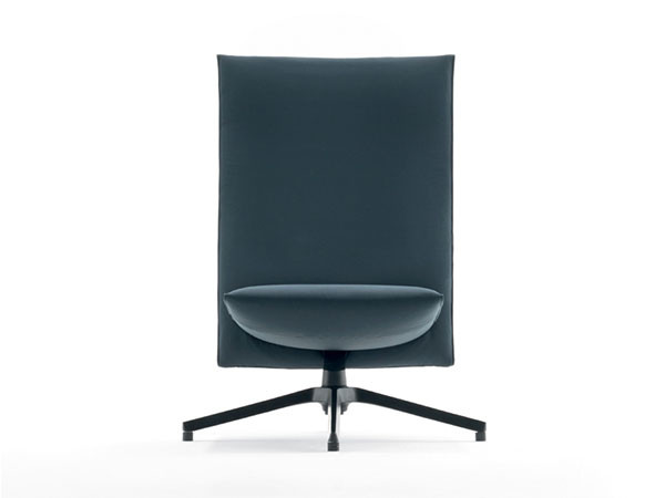 Edward Barber & Jay Osgerby Collection
Pilot Chair for Knoll 3