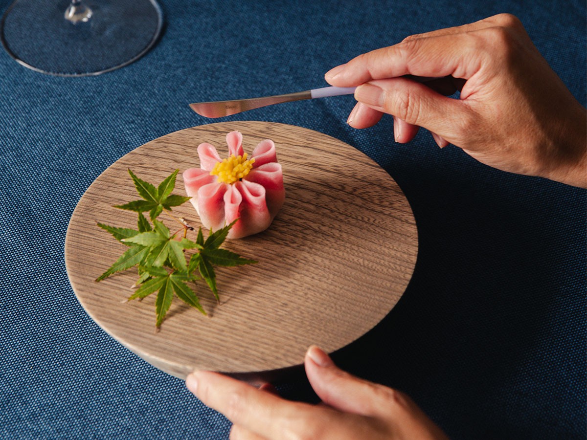 Cutipol WAGASHI Cutlery Set
FUJI / クチポール 和菓子専用カトラリー 3本セット（藤） （食器・テーブルウェア > カトラリー） 7