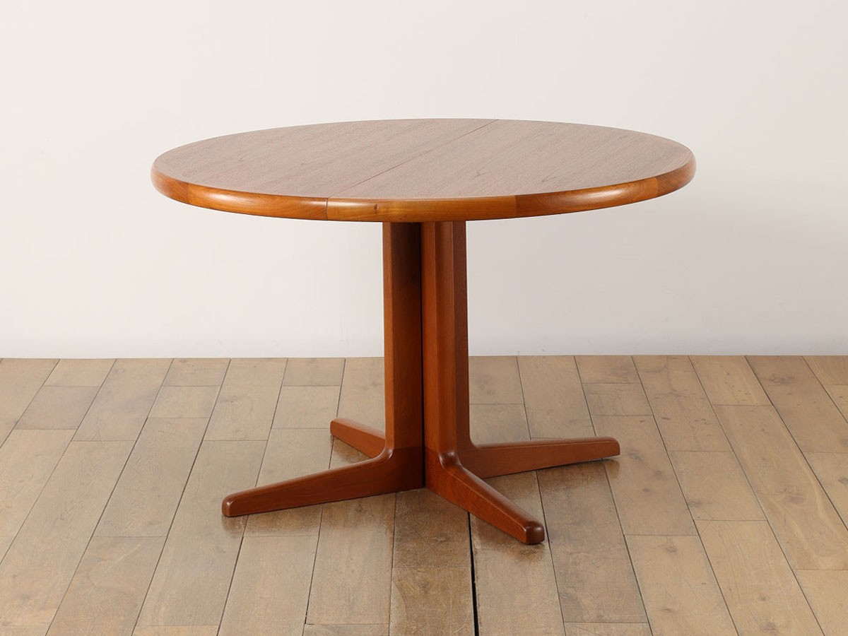 Real Antique 
Extension Table