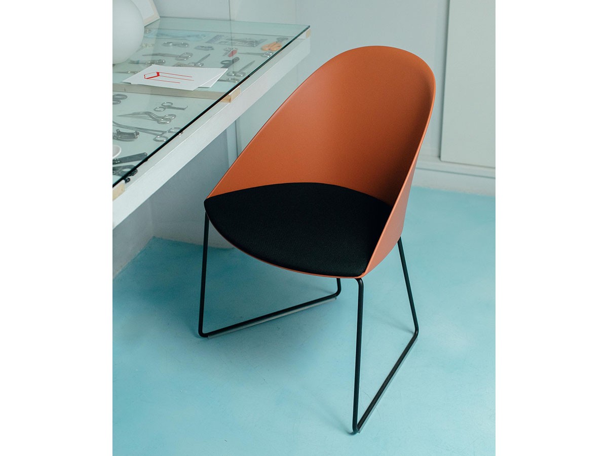 arper Cila Chair / アルペール シーラ アームレスチェア 座クッション付 スレッド脚 （チェア・椅子 > ダイニングチェア） 30