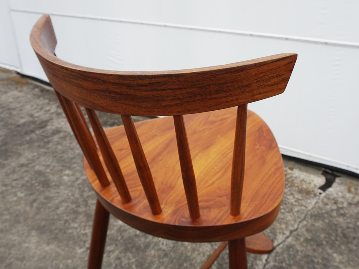 RE : Store Fixture UNITED ARROWS LTD. George Nakashima Mira Chair