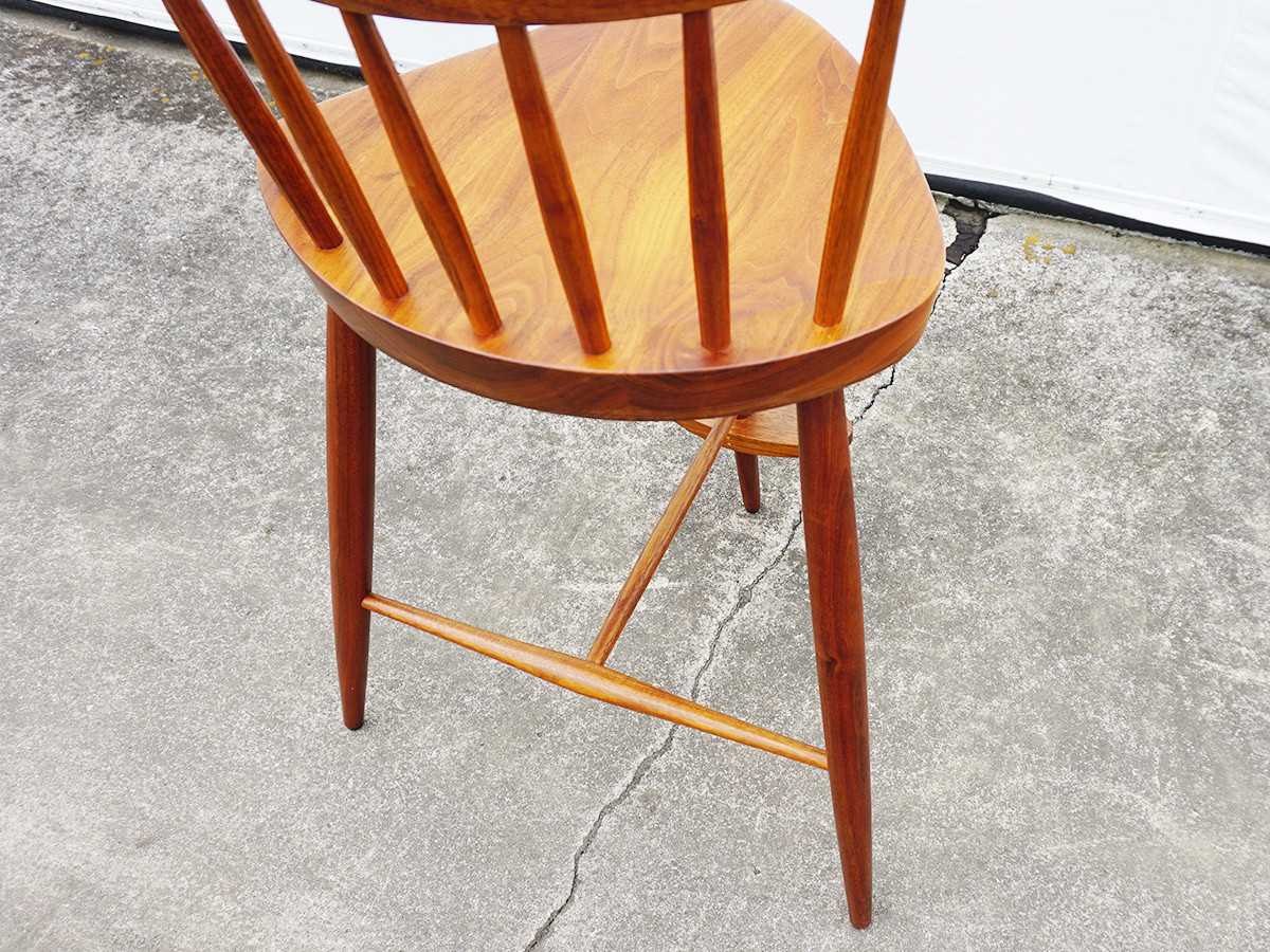 RE : Store Fixture UNITED ARROWS LTD. George Nakashima Mira Chair 