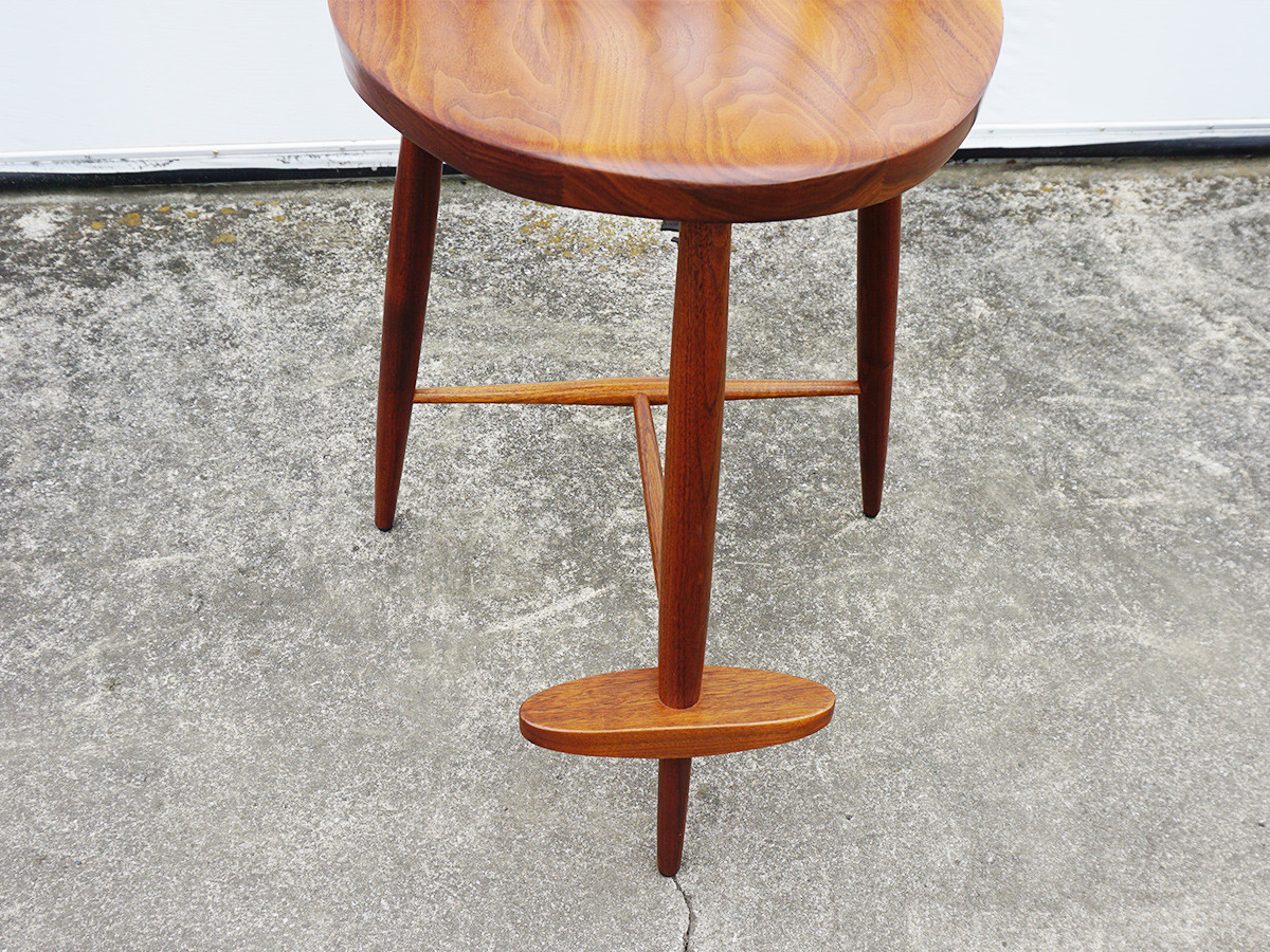 RE : Store Fixture UNITED ARROWS LTD. George Nakashima Mira Chair