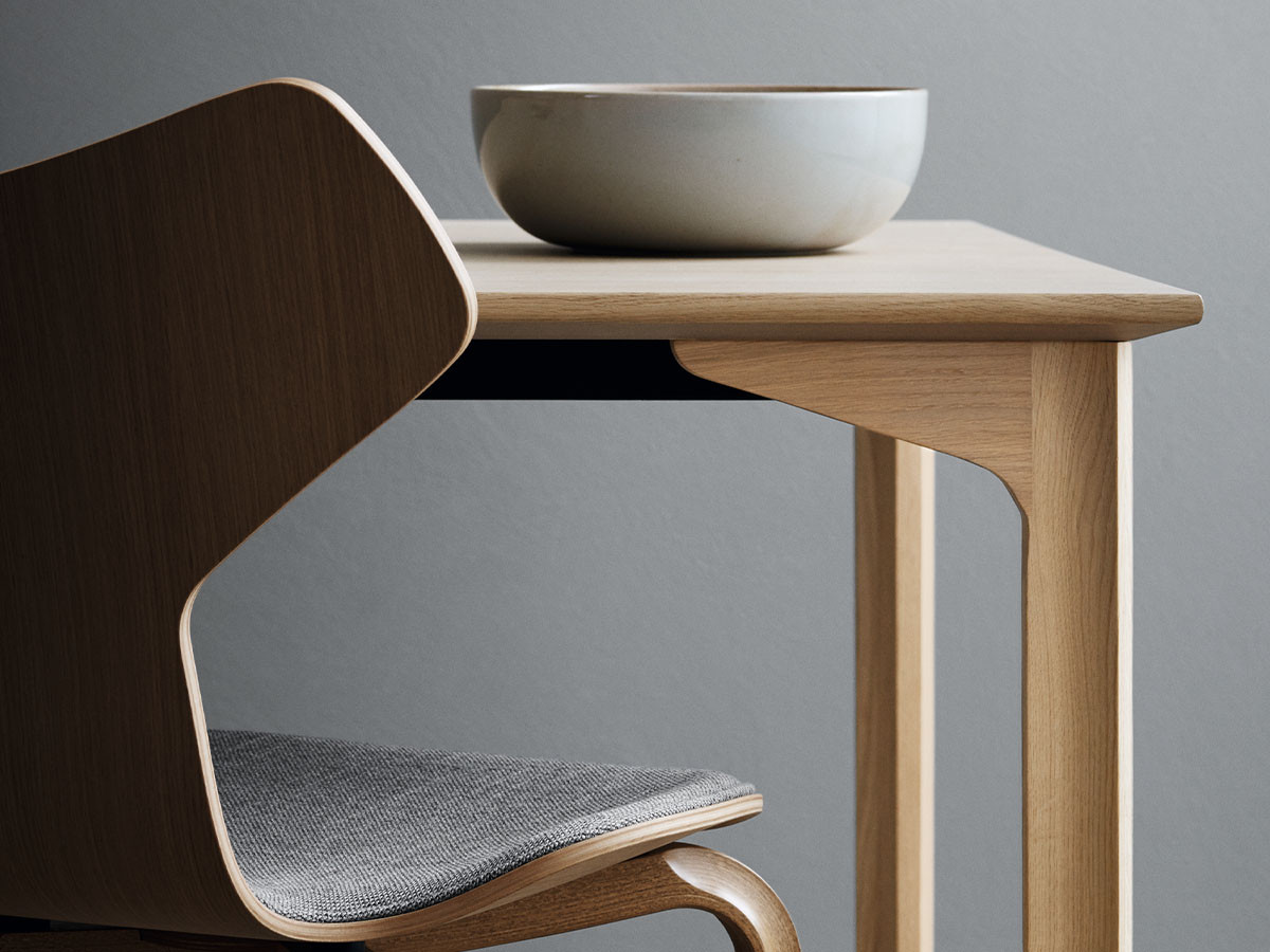 FRITZ HANSEN GRAND PRIX TABLE / フリッツ・ハンセン グランプリテーブル
4603 / 4604 / 4605 （テーブル > ダイニングテーブル） 14