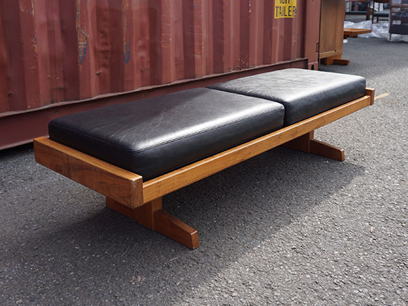 RE : Store Fixture UNITED ARROWS LTD. Bench 2 seater / リ ストア フィクスチャー ユナイテッドアローズ ベンチ 2人掛け （チェア・椅子 > ベンチ） 4
