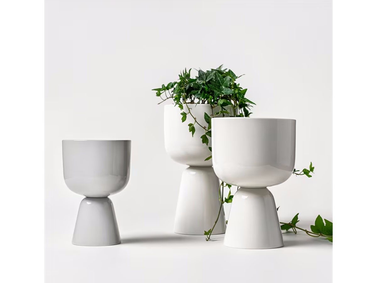 iittala Nappula Plant Pot / イッタラ ナップラ プラントポット 230 × 155（ホワイト） -  インテリア・家具通販【FLYMEe】