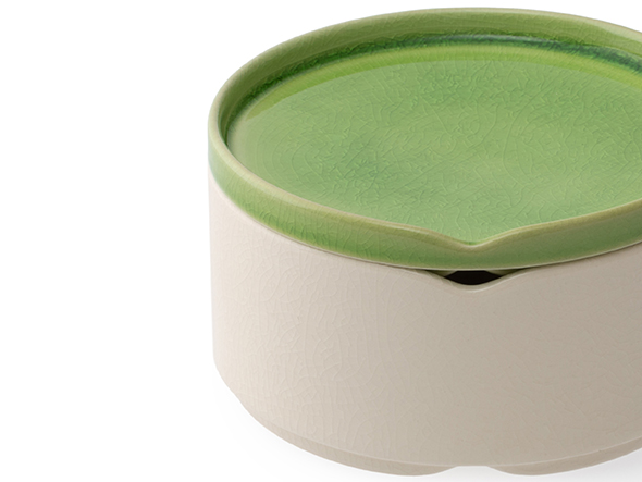 HASU GREEN CRACKLE Stacking bowl M with lid / ハス 緑貫入 蓋付重ね中鉢 （食器・テーブルウェア > お椀・ボウル） 2