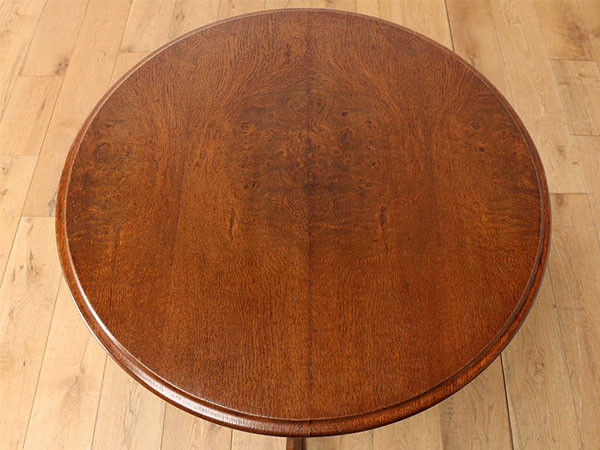 Lloyd's Antiques Real Antique
Table / ロイズ・アンティークス イギリスアンティーク家具
トライポッド オケージョンテーブル （テーブル > カフェテーブル） 3