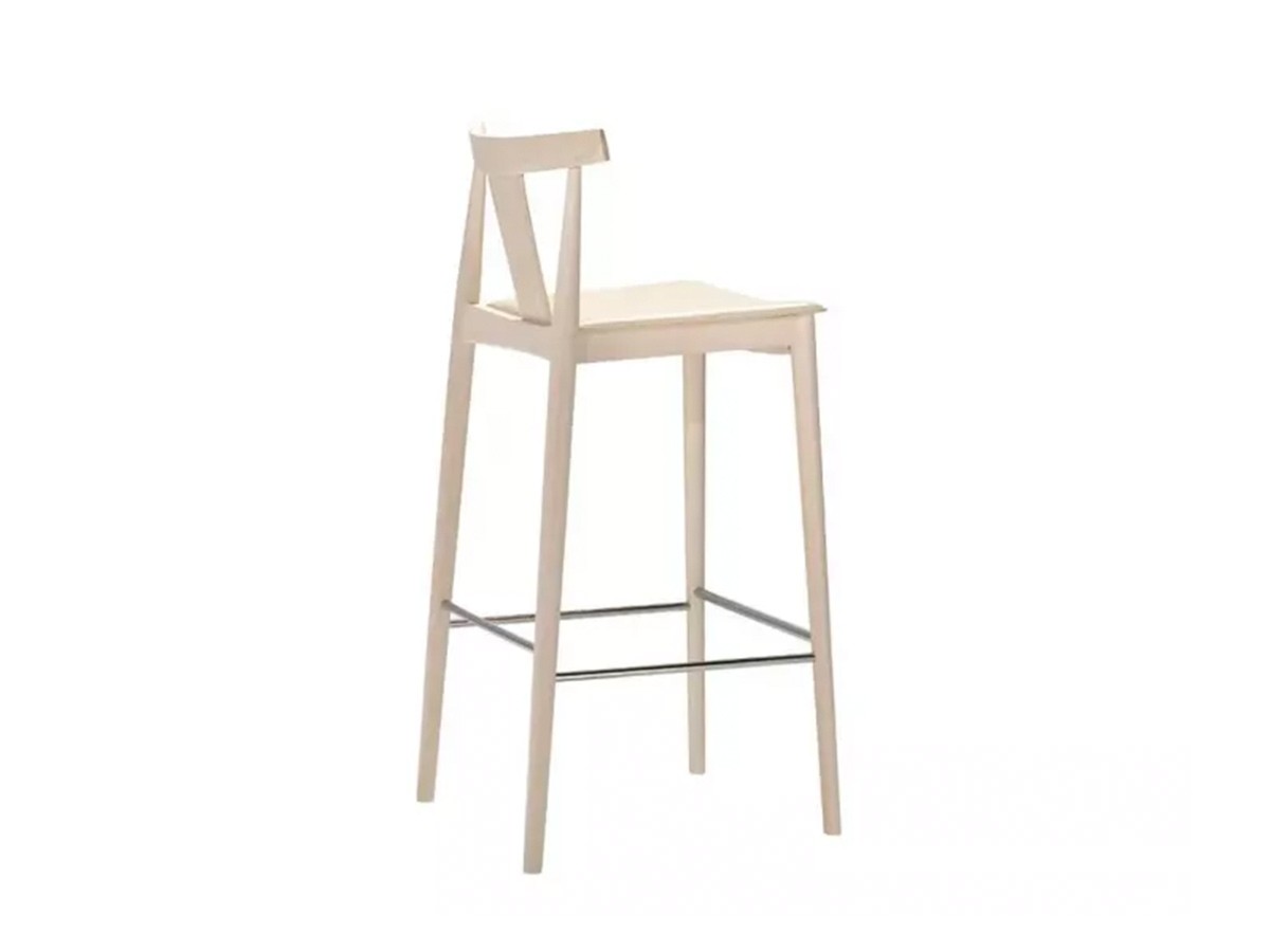 Andreu World Smile
Counter Stool with Upholstered Seat / アンドリュー・ワールド スマイル BQ0349
カウンタースツール ボードウッドバック 張座 （チェア・椅子 > カウンターチェア・バーチェア） 5