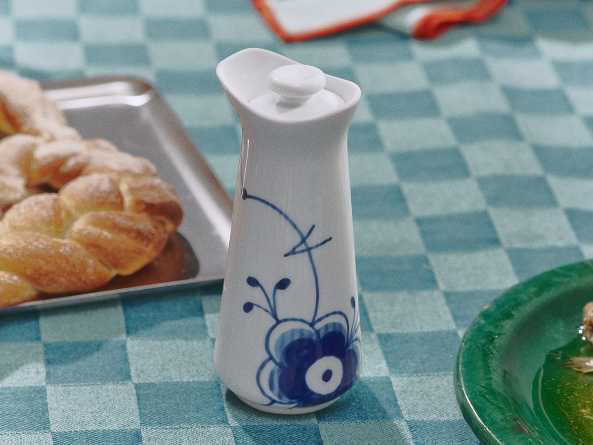 Royal Copenhagen Blue Fluted Mega
Oil & Vinegar Bottle / ロイヤル コペンハーゲン ブルーフルーテッド メガ オイル & ビネガー ボトル （キッチン家電・キッチン用品 > 調味料入れ） 3