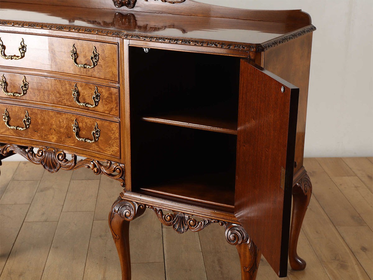 Lloyd's Antiques Real Antique
Q/A Sideboard / ロイズ・アンティークス 英国アンティーク家具
Q/Aサイドボード （収納家具 > サイドボード・リビングボード） 16