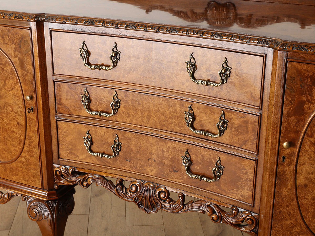 Lloyd's Antiques Real Antique
Q/A Sideboard / ロイズ・アンティークス 英国アンティーク家具
Q/Aサイドボード （収納家具 > サイドボード・リビングボード） 20