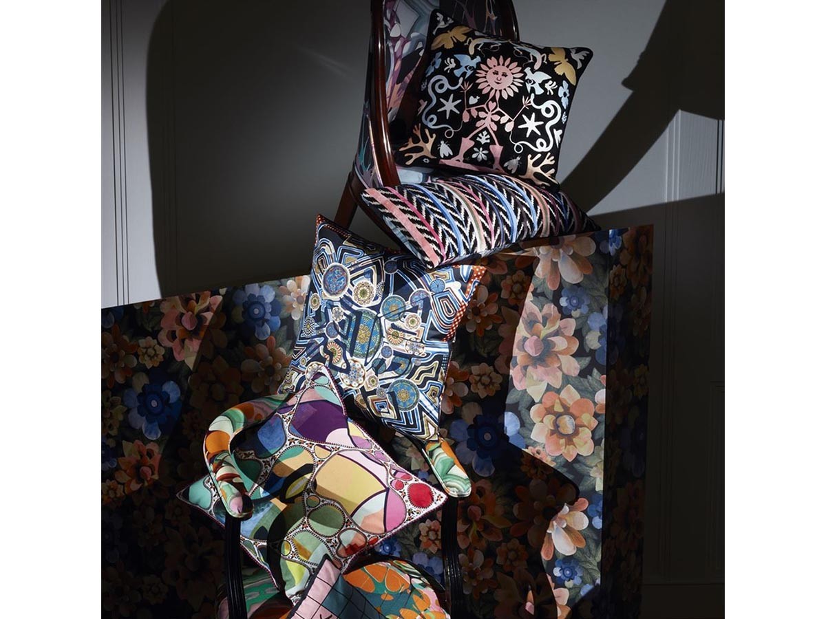 DESIGNERS GUILD Christian Lacroix
Omnitribe Azur Cushion / デザイナーズギルド クリスチャンラクロワ
オムニトライブ アズール クッション 50 × 50cm （クッション > クッション・クッションカバー） 2