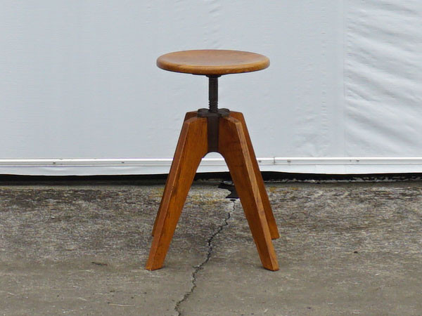 RE : Store Fixture UNITED ARROWS LTD. Wooden Adjustable Stool / リ ストア フィクスチャー ユナイテッドアローズ ウッド アジャスター スツール （チェア・椅子 > スツール） 1