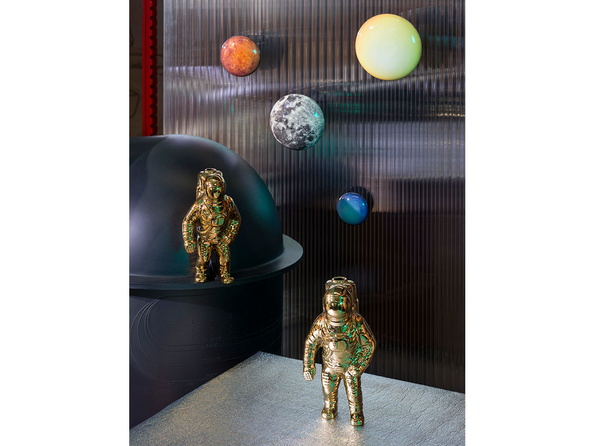 DIESEL LIVING with SELETTI COSMIC DINER STARMAN VASE GOLD