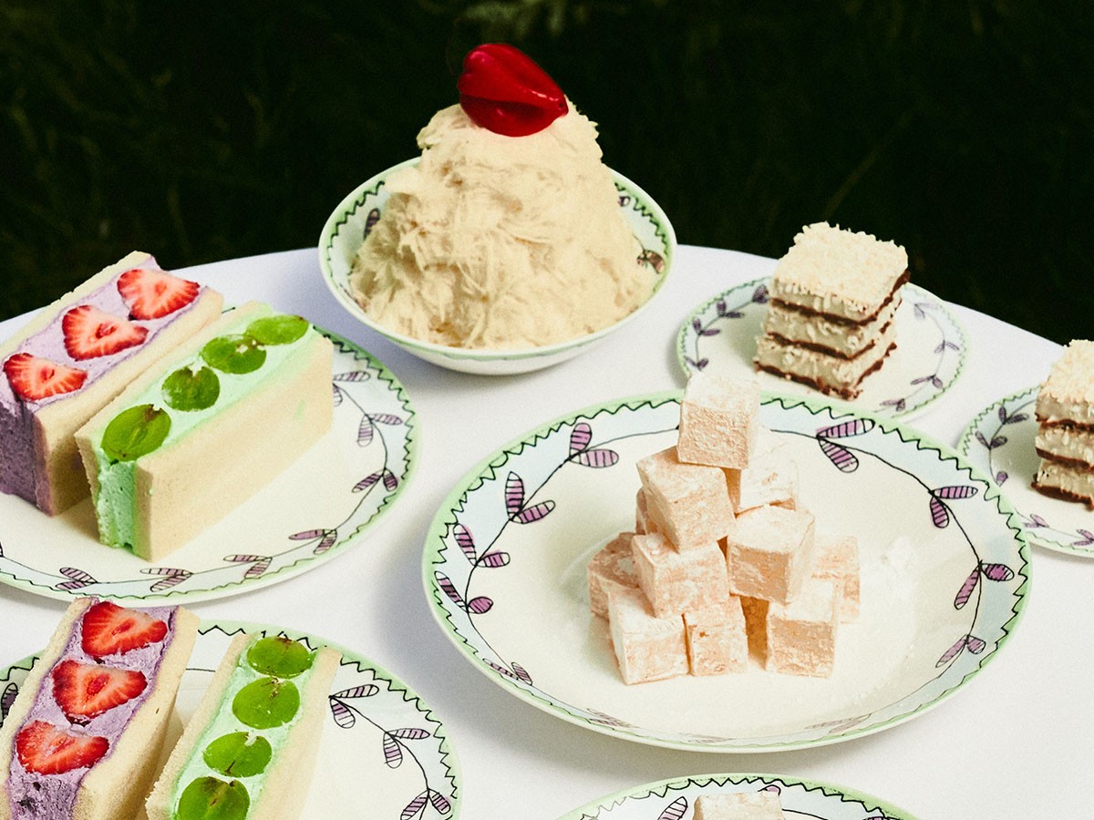 MIDNIGHT FLOWERS by MARNI
Deep Plate S Blossom Milk / ミッドナイトフラワーズ バイ マルニ
ディーププレート S ブロッサムミルク 18cm （食器・テーブルウェア > お椀・ボウル） 6