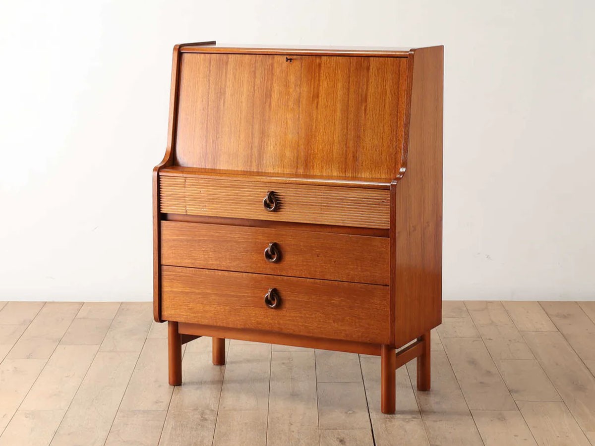 Lloyd's Antiques Real Antique 
Bureau / ロイズ・アンティークス 英国アンティーク家具
ビューロー QA005032 （デスク・机 > デスク・パソコンデスク・袖机） 1