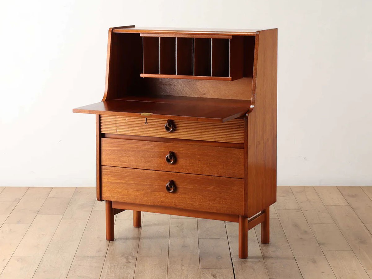 Lloyd's Antiques Real Antique 
Bureau / ロイズ・アンティークス 英国アンティーク家具
ビューロー QA005032 （デスク・机 > デスク・パソコンデスク・袖机） 2