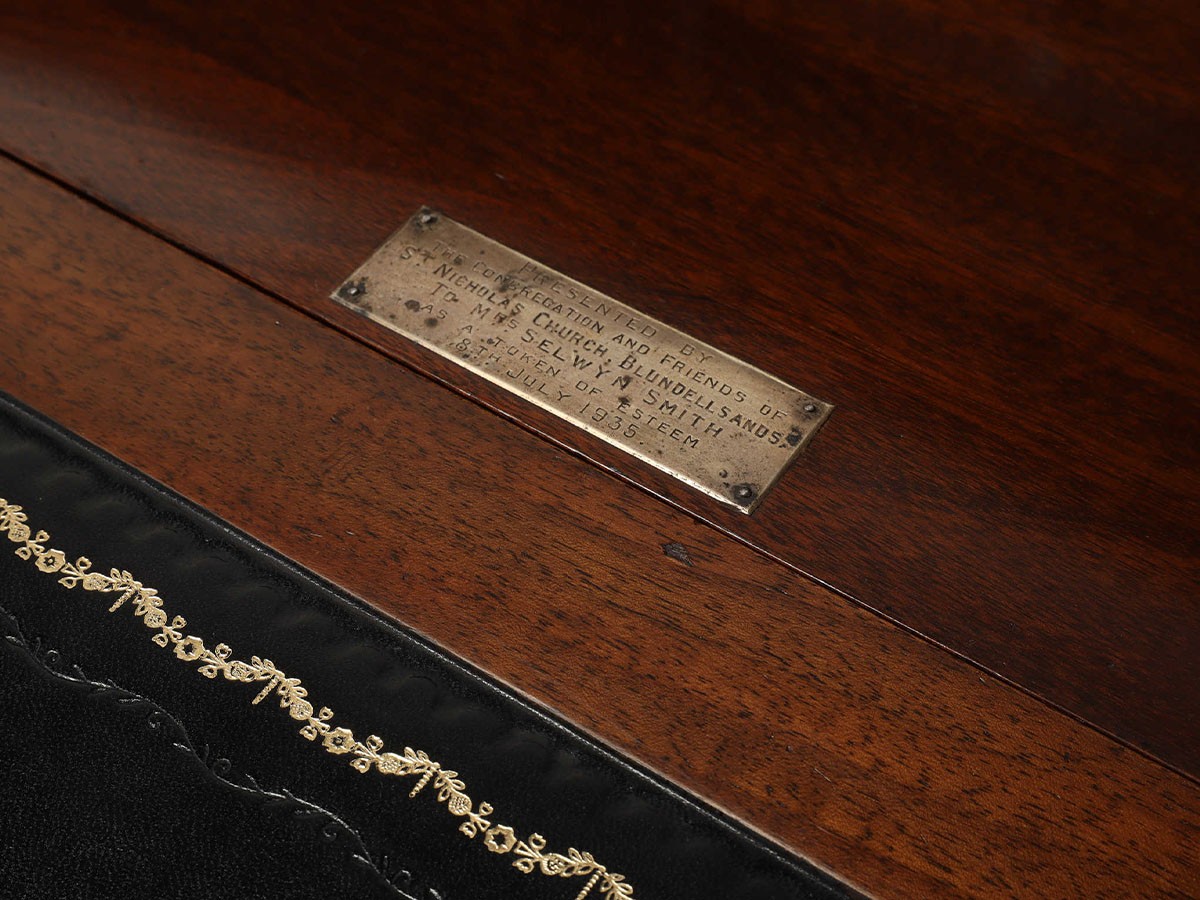 Lloyd's Antiques Real Antique 
WARING & GILLOW Bureau / ロイズ・アンティークス 英国アンティーク家具
ウェアリング アンド ギロー ビューロー （デスク・机 > デスク・パソコンデスク・袖机） 22