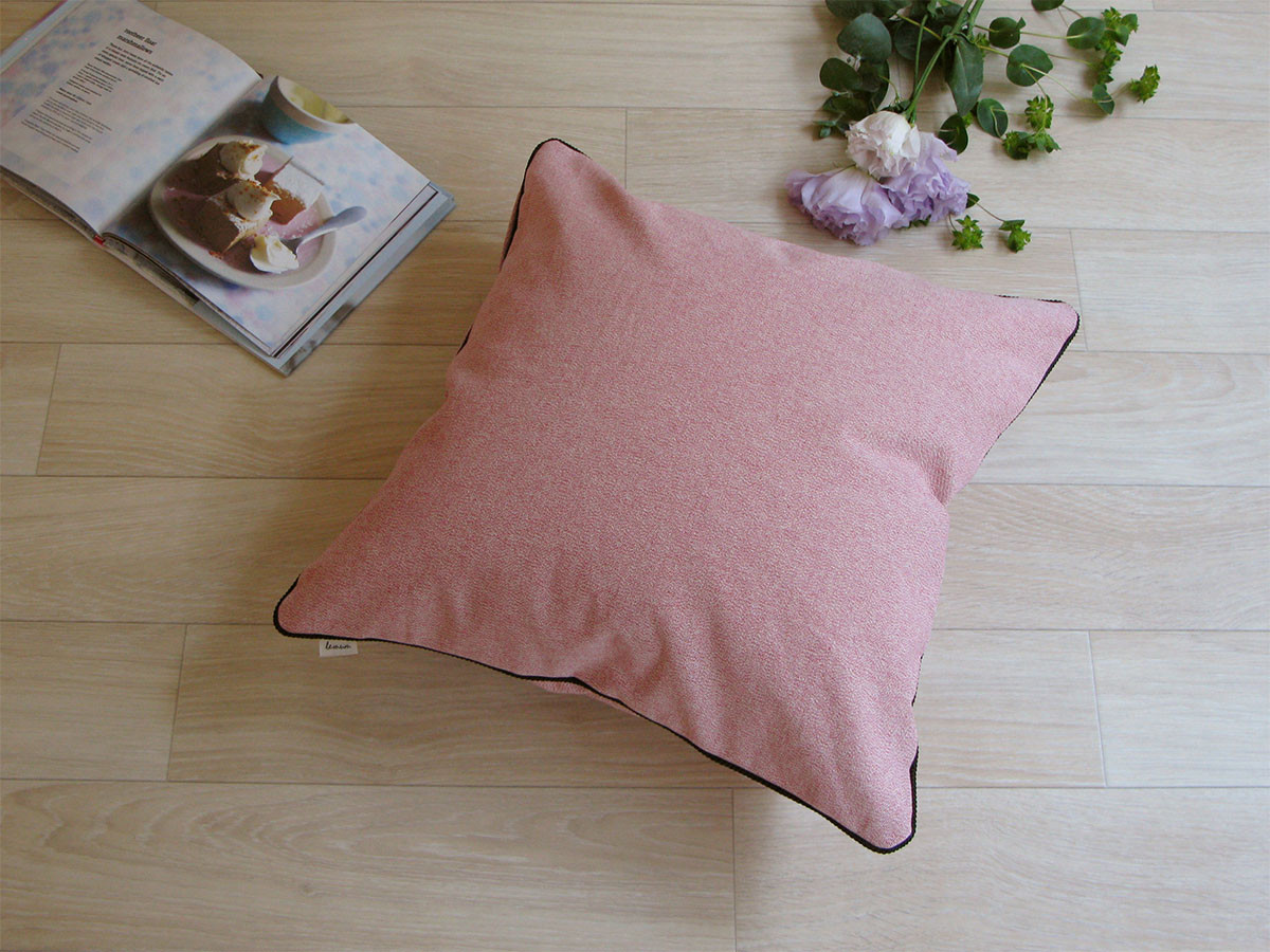 le mum canvas plain cushion cover braid SQ / ルムーム キャンバス プレーン クッションカバー ブレード SQ（ピンク × チョコレート） （クッション > クッション・クッションカバー） 1