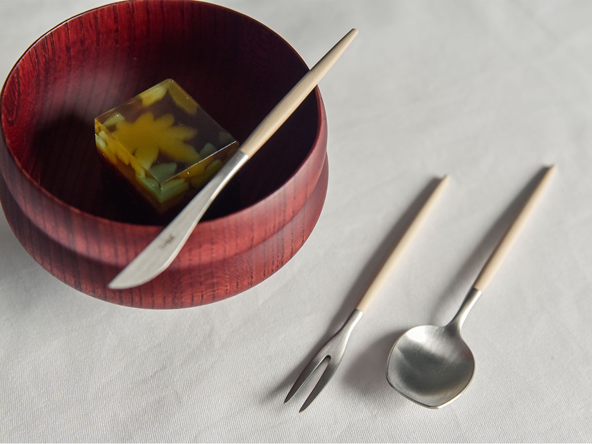 Cutipol WAGASHI Cutlery Set
USUTAMAGO / クチポール 和菓子専用カトラリー 3本セット（薄卵） （食器・テーブルウェア > カトラリー） 2