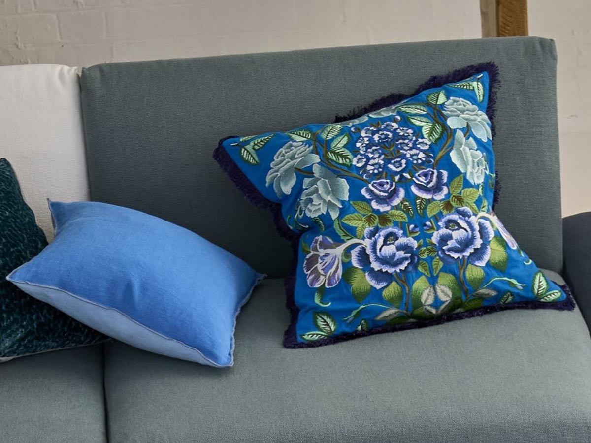 DESIGNERS GUILD Eleonora Embroidered Cushion / デザイナーズギルド エレオノラ エンブロイダード クッション 55 × 55cm （クッション > クッション・クッションカバー） 6