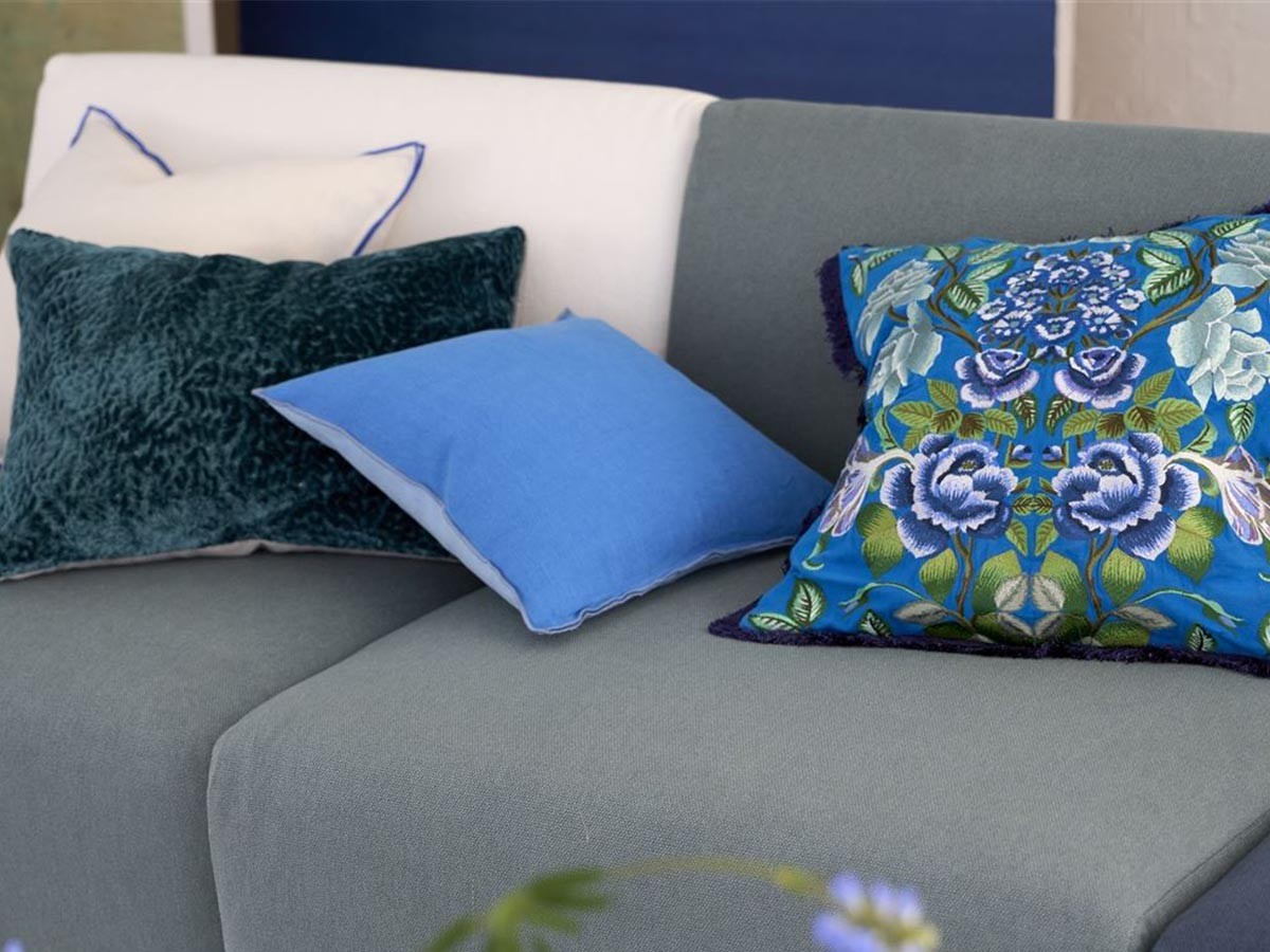 DESIGNERS GUILD Eleonora Embroidered Cushion / デザイナーズギルド エレオノラ エンブロイダード クッション 55 × 55cm （クッション > クッション・クッションカバー） 7