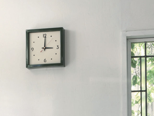 HERMOSA SQUARE STEEL CLOCK / ハモサ スクエア スチールクロック（ホワイト） （時計 > 壁掛け時計） 2