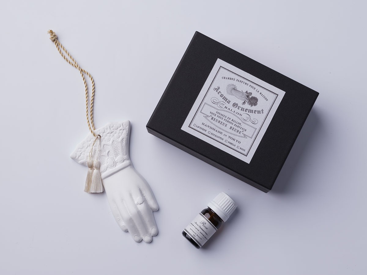 BALLON&nbsp;AROMA ORNAMENT
Hand