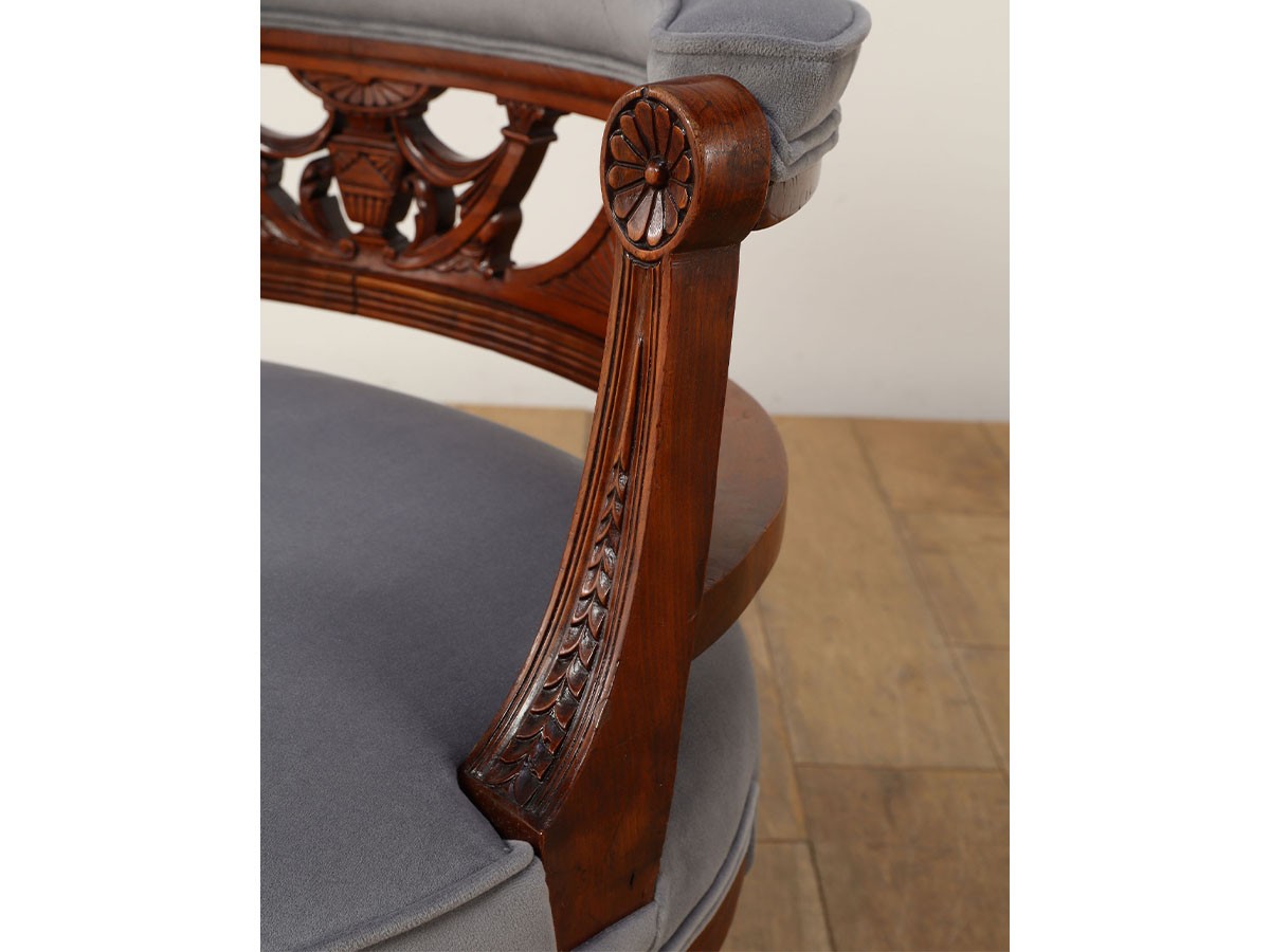 Lloyd's Antiques Real Antique
Edwardian Salon Chair / ロイズ・アンティークス 英国アンティーク家具
エドウォーディアンサロンチェア （チェア・椅子 > 座椅子・ローチェア） 16