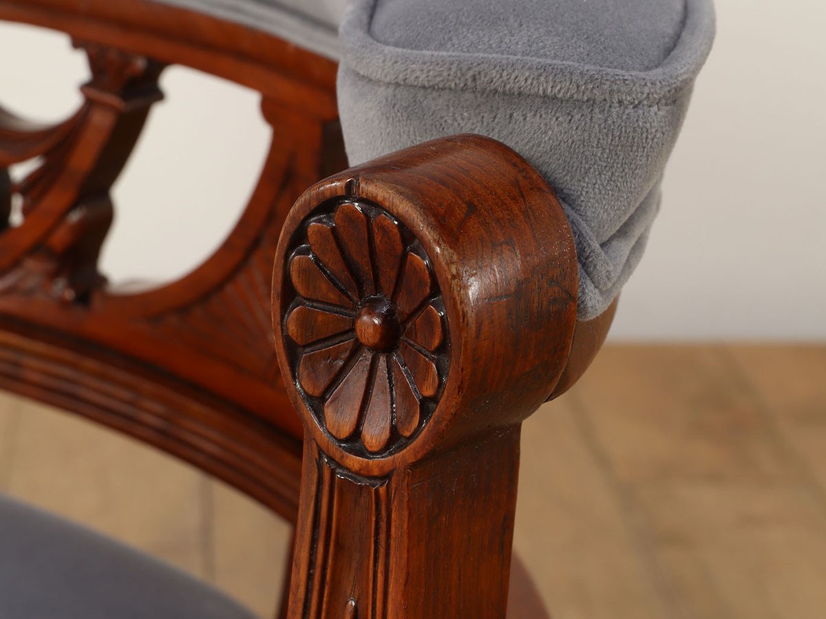 Lloyd's Antiques Real Antique
Edwardian Salon Chair / ロイズ・アンティークス 英国アンティーク家具
エドウォーディアンサロンチェア （チェア・椅子 > 座椅子・ローチェア） 17