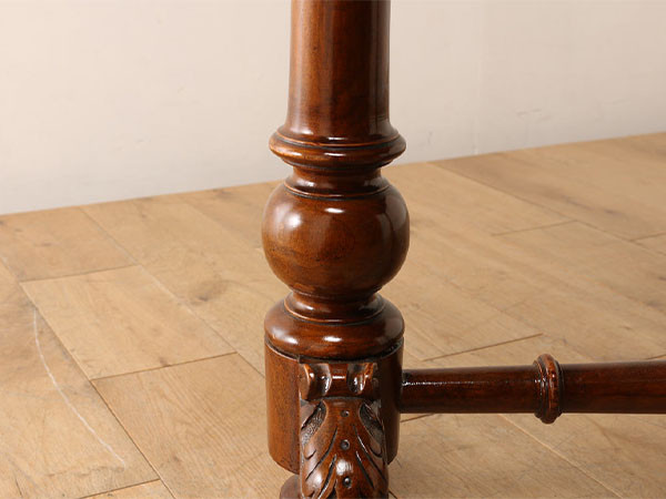 Lloyd's Antiques Real Antique
Occasional Table / ロイズ・アンティークス イギリスアンティーク家具
オケージョンテーブル （テーブル > カフェテーブル） 10