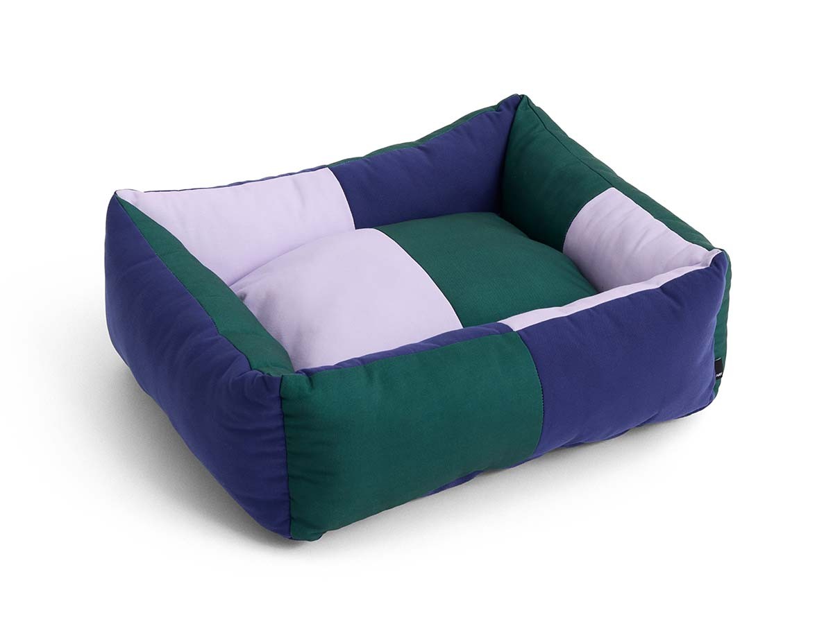 HAY HAY DOGS BY HOLLY GOLIGHTLY
DOGS BED SMALL